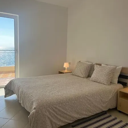 Great Location - Beachfront -